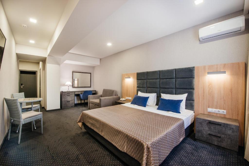 Супериор 2-местный ПК с общим балконом  