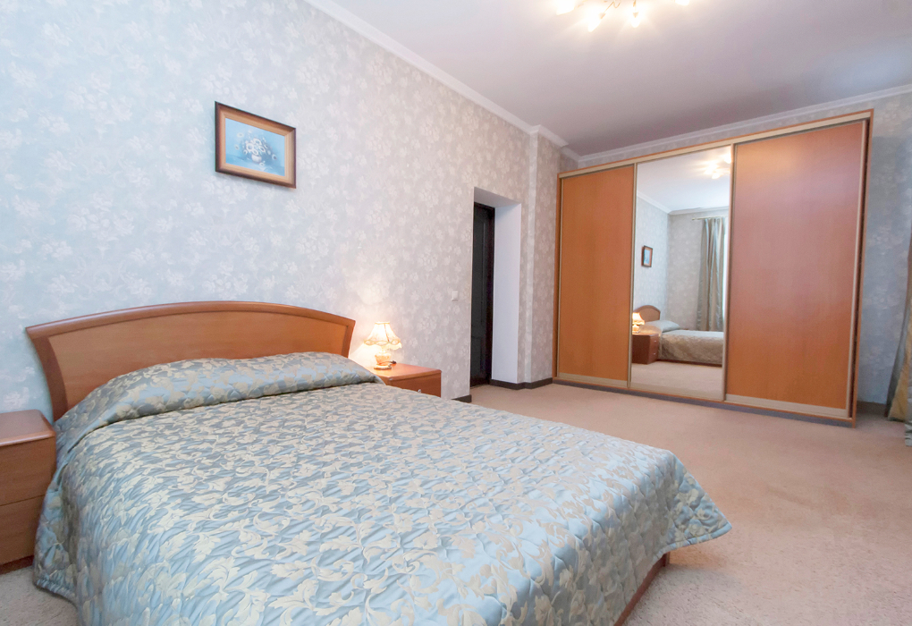 2-мест.(разм. в 6-мест.) коттедж №3