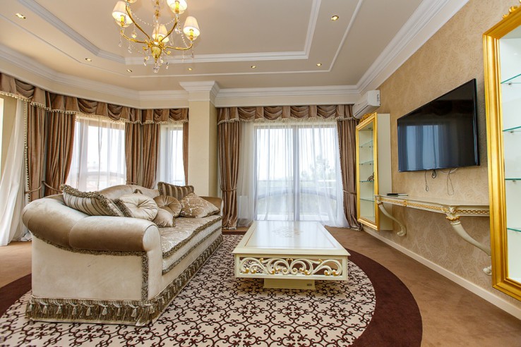 Посмотреть в галерее Люкс 4* Европа 2-местный 2-комнатный корпус 1