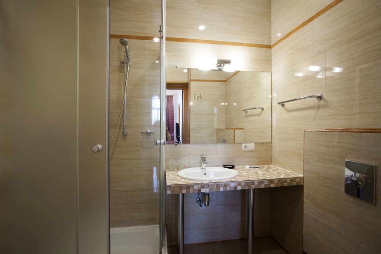 Апартаменты 3-местные корпус Лилия