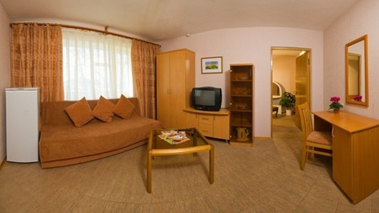 Посмотреть в галерее 2-комнатный, корпус 9