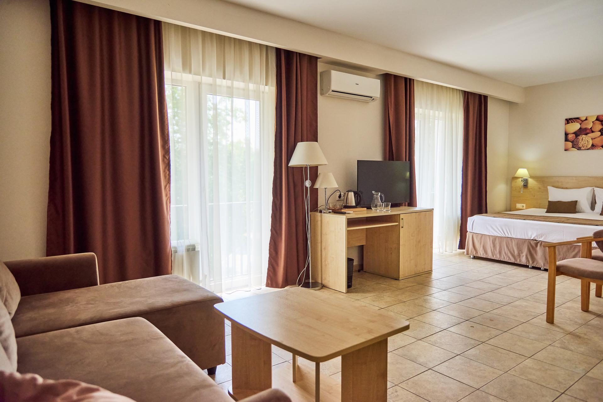 Посмотреть в галерее Junior Suite 2-местный