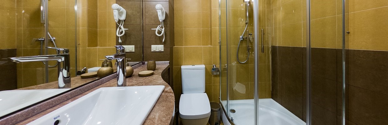 Люкс 2-местный 2-комнатный в корпусе 1(вид на Волгу)