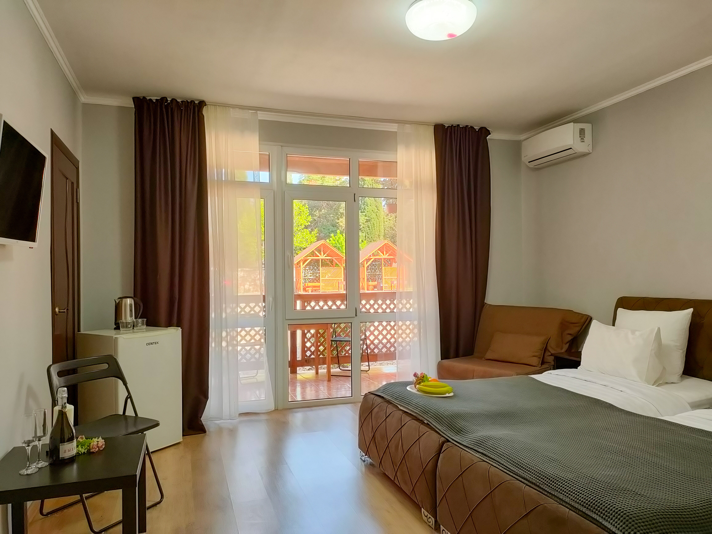 Семейный 4-местный 2-комнатный с балконом корпус 1