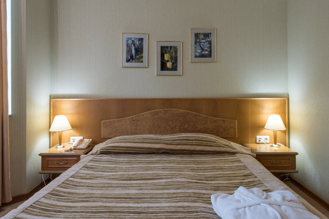 Люкс Стандарт, Бизнес корпус