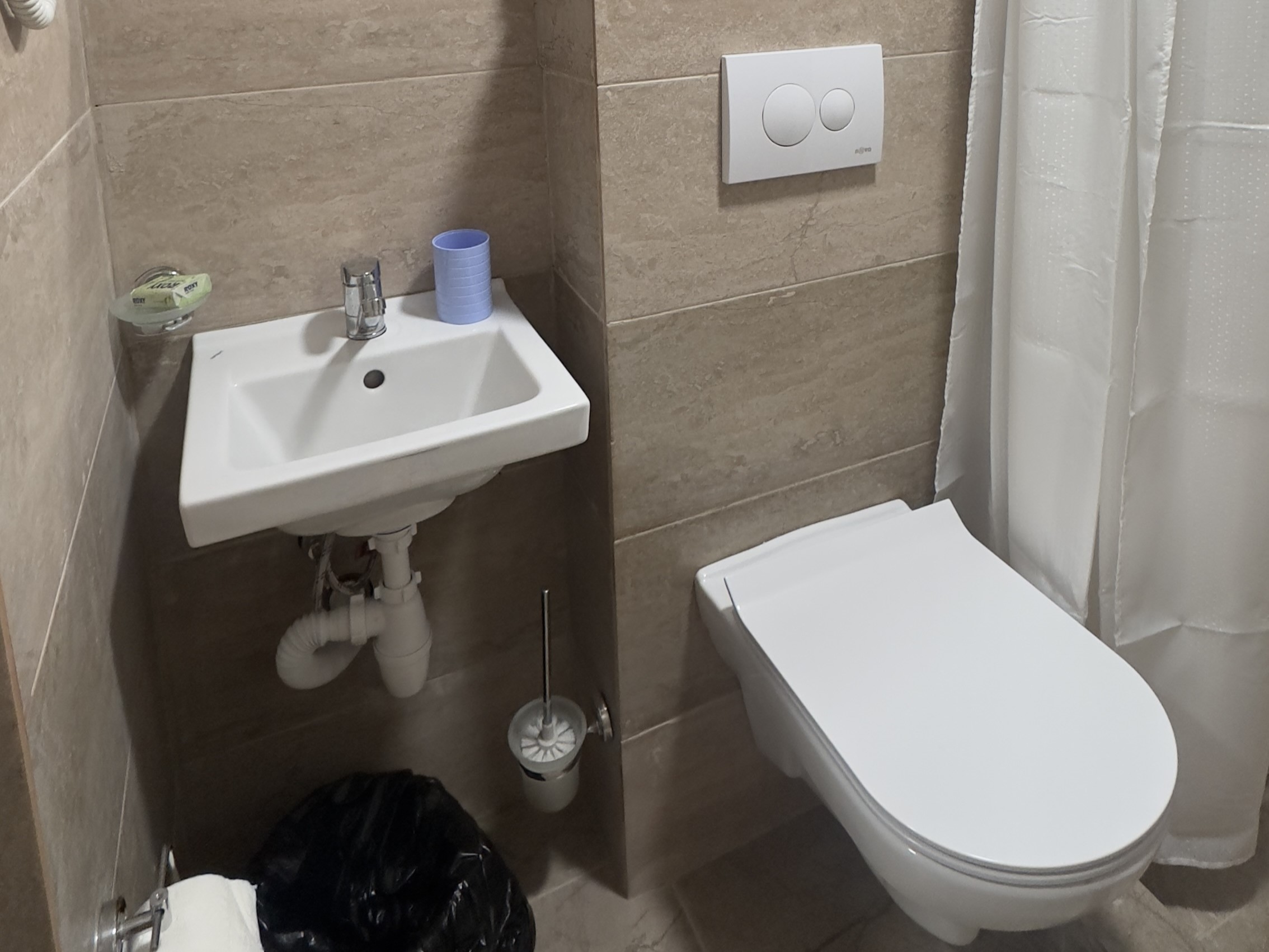 Улучшенный 2 местный 1 комнатный улучшенный с балконом