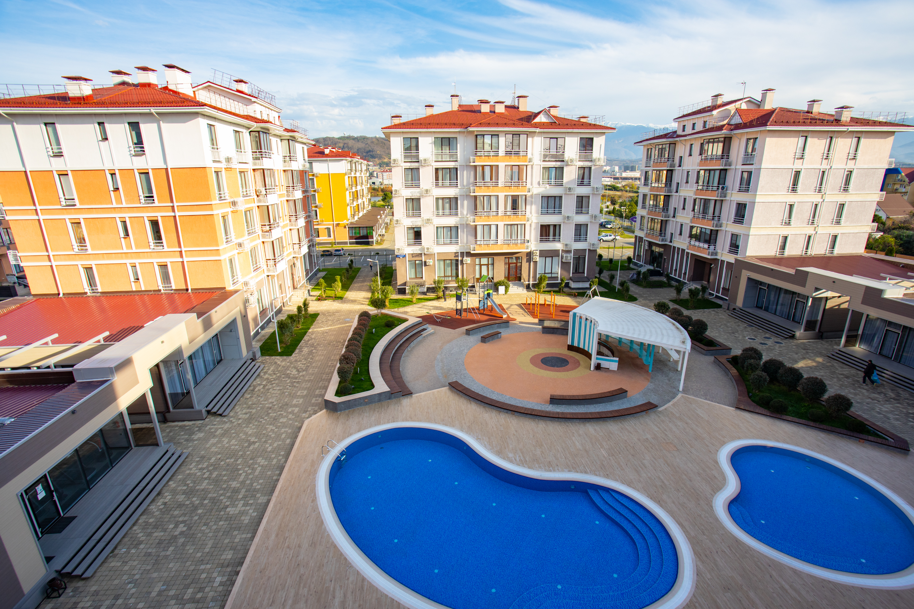 Апартаменты Апартаменты 4-х местные, вид на бассейн/горы (206,306,406,506)