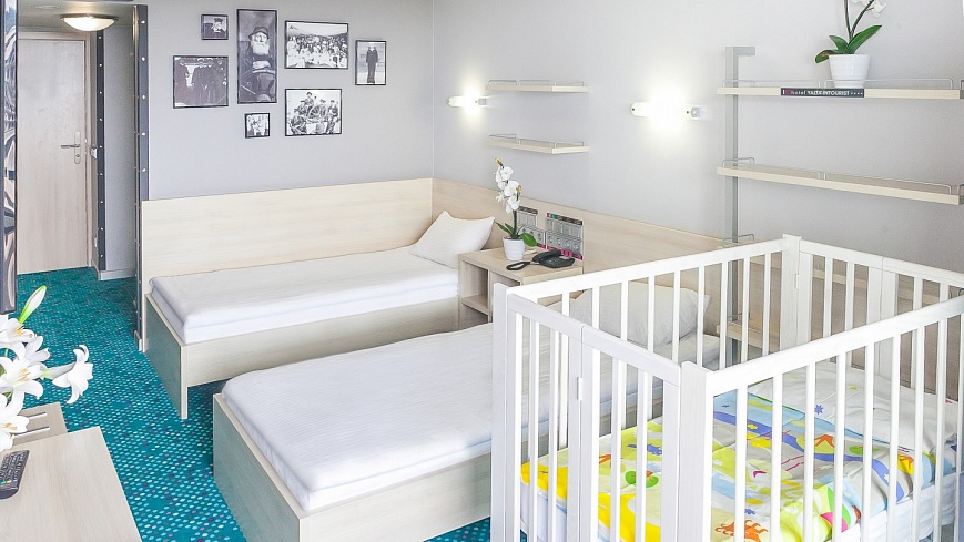 Стандартный улучшенный 2-местный с двумя односпальными кроватями