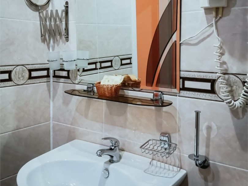 Джуниор сюит 2 местный  джуниор сюит на 1,2 эт.