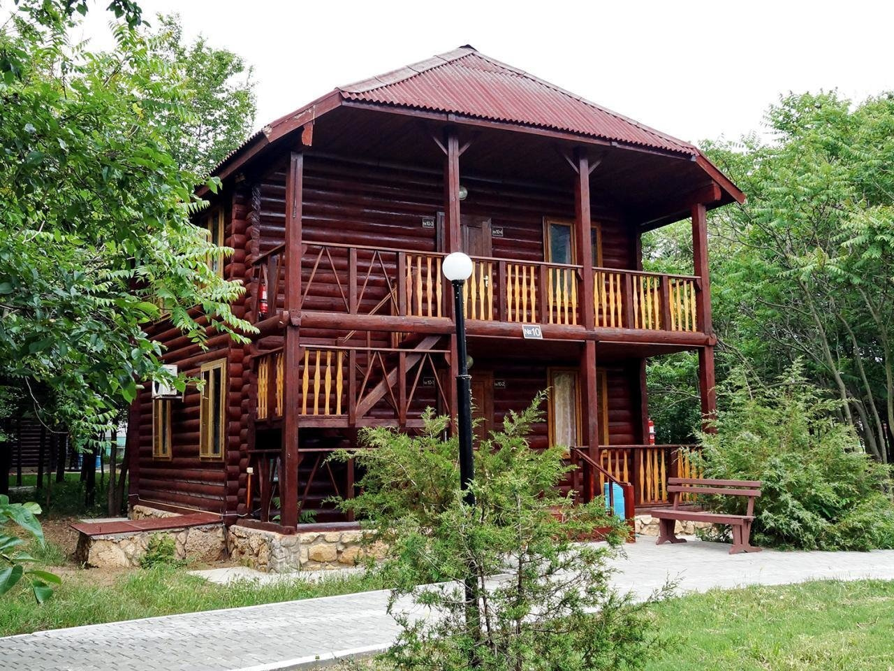 «БРЕВЕНЧАТЫЕ СРУБЫ» 2-этажный