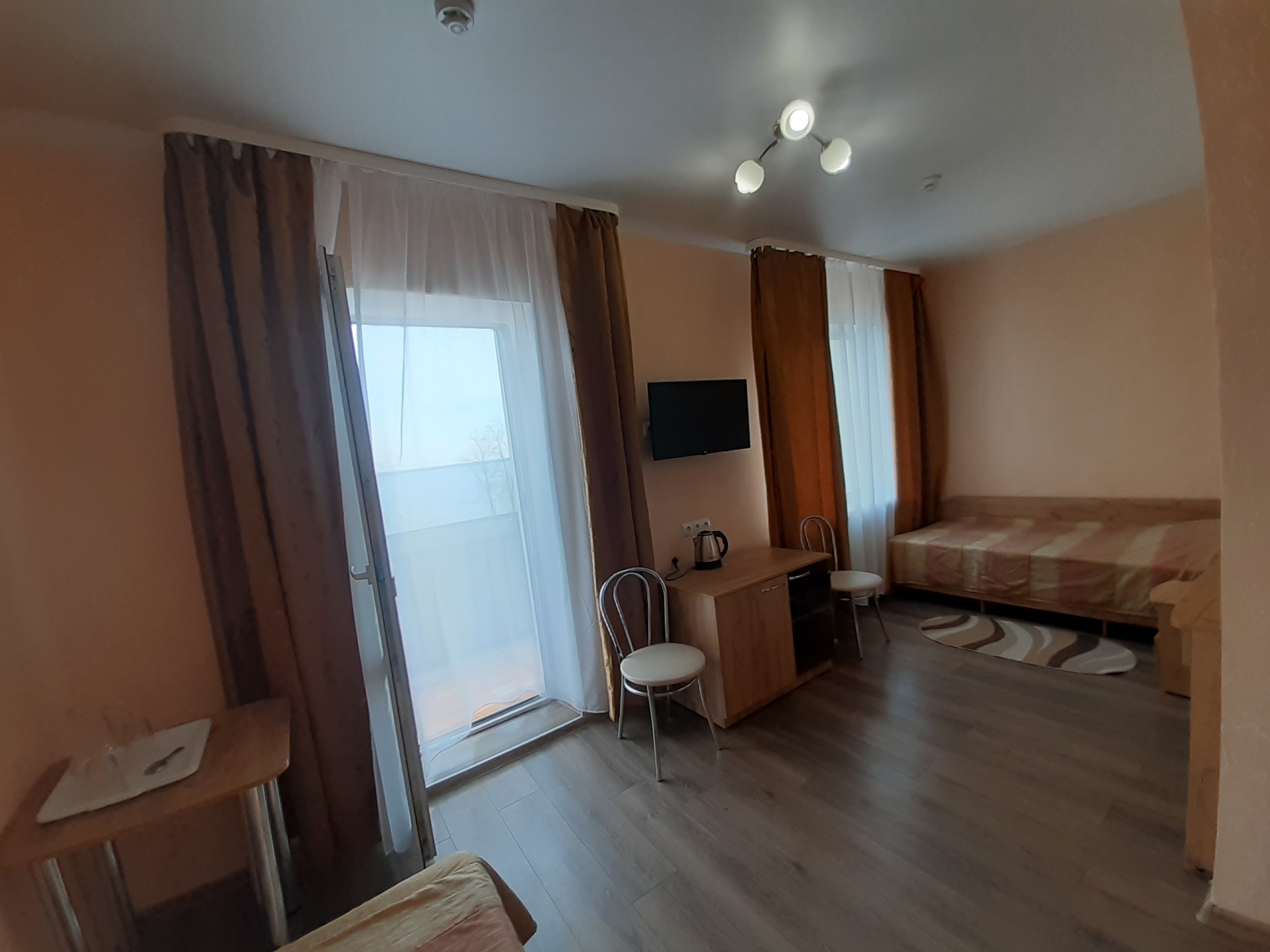 Посмотреть в галерее Стандартный 2-местный Твин Плюс корпус 1,2