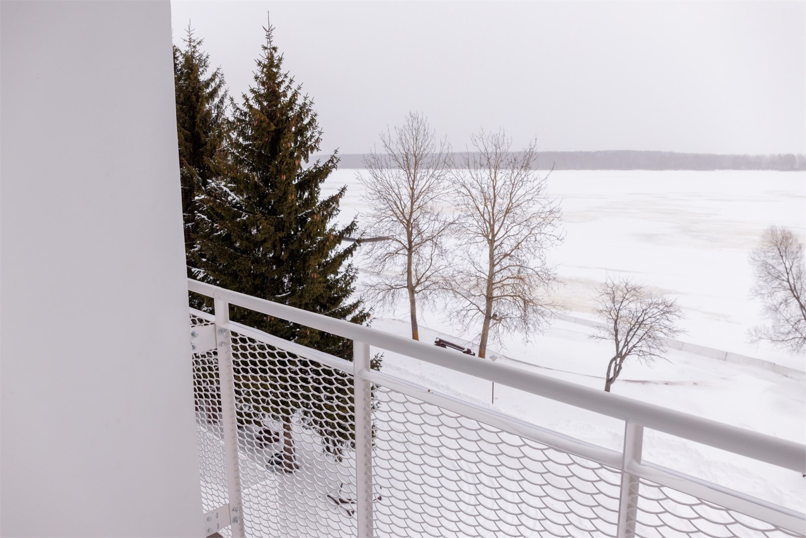 Стандарт 2-местный корпус №1 вид на Волгу