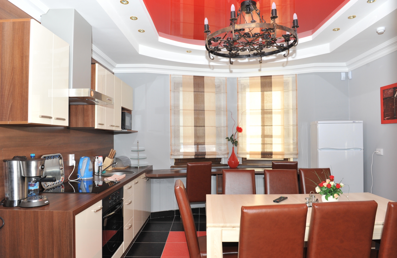 Посмотреть в галерее Коттедж 2-местный 3-комнатный Коттедж