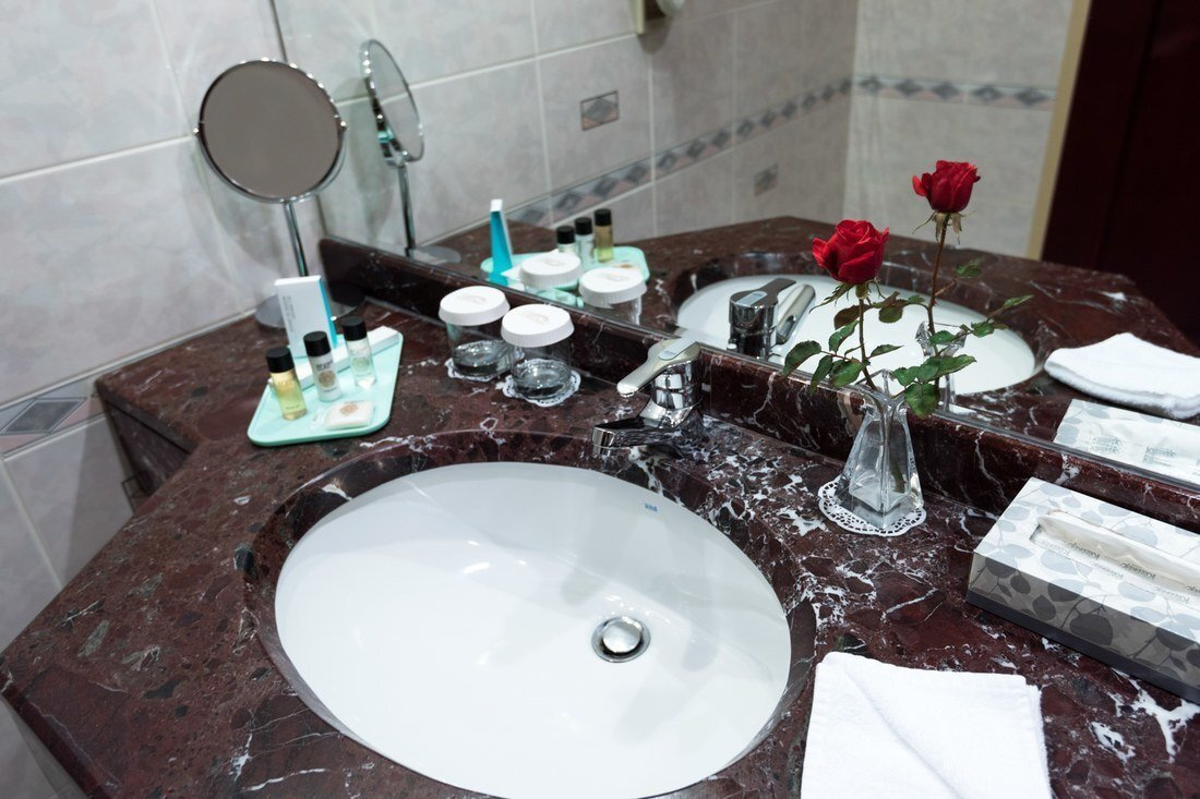 Люкс Бизнес, Бизнес корпус