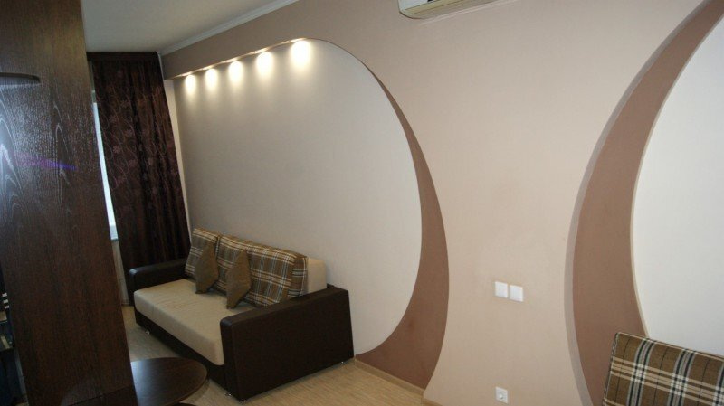 Джуниор Сюит