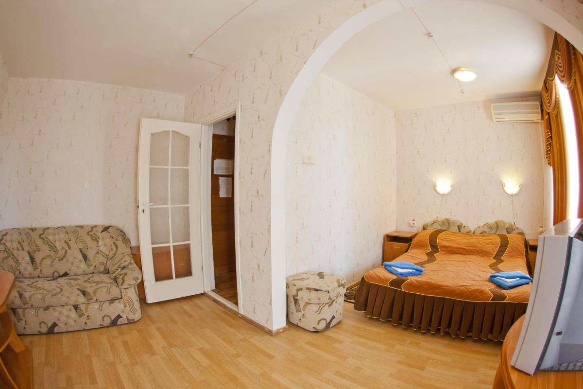 Стандарт 2-местный 1-комнатный ЮГ корпус 2