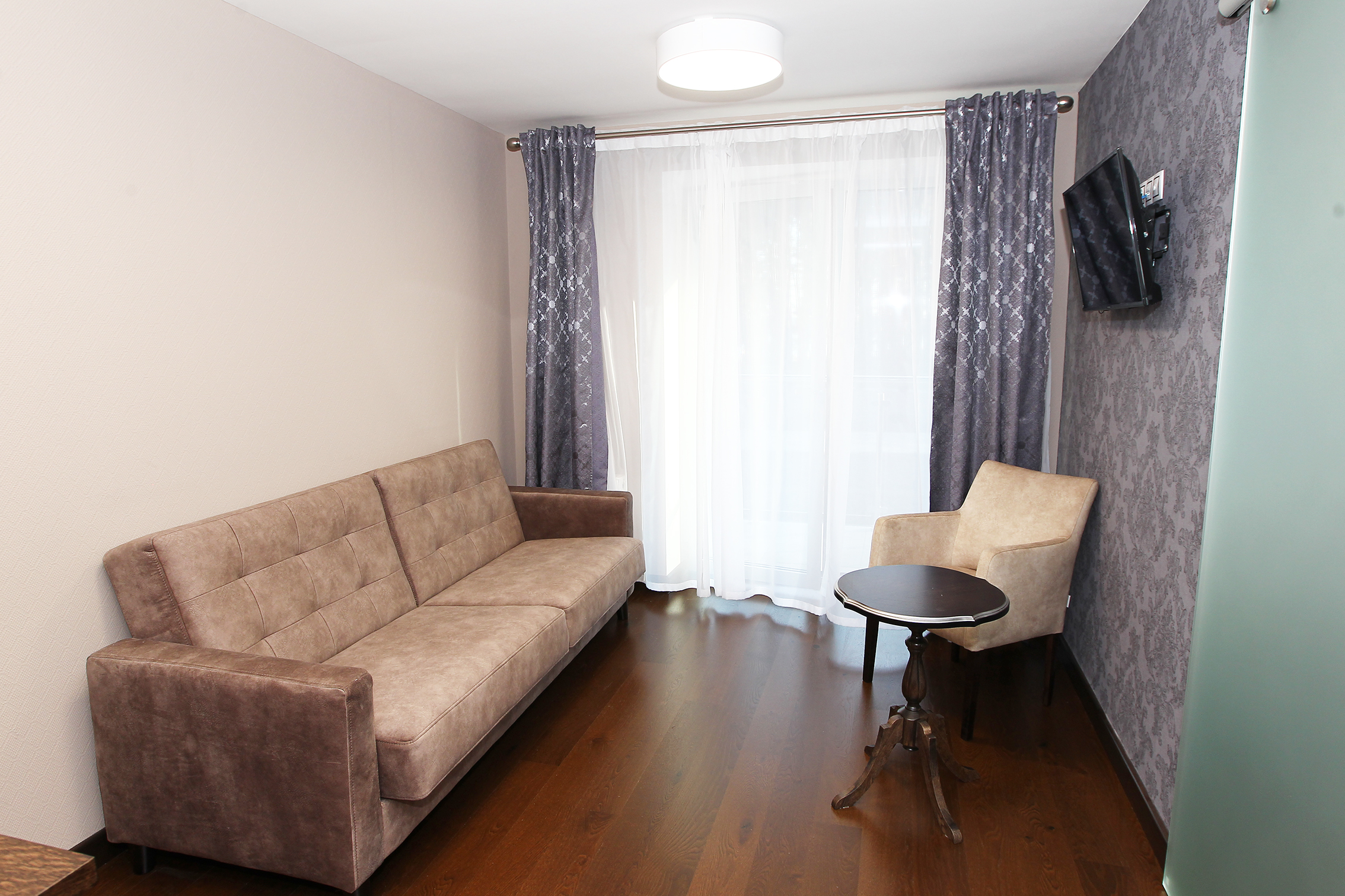 Семейный Семейный 2-местный 2-комнатный с балконом корпус 2