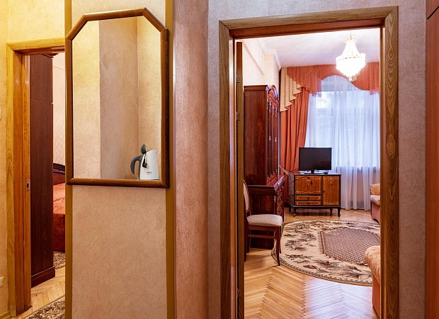 Люкс 2-местный 2-комнатный корпус №1