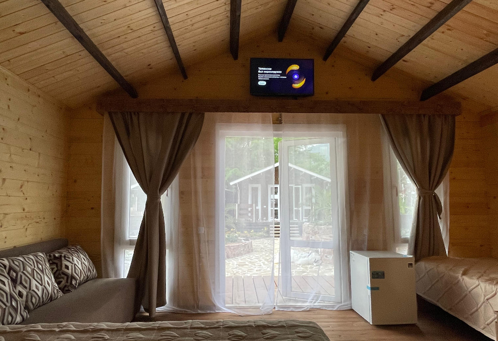 Посмотреть в галерее 2-мест.(разм. в 3-мест.) коттедж