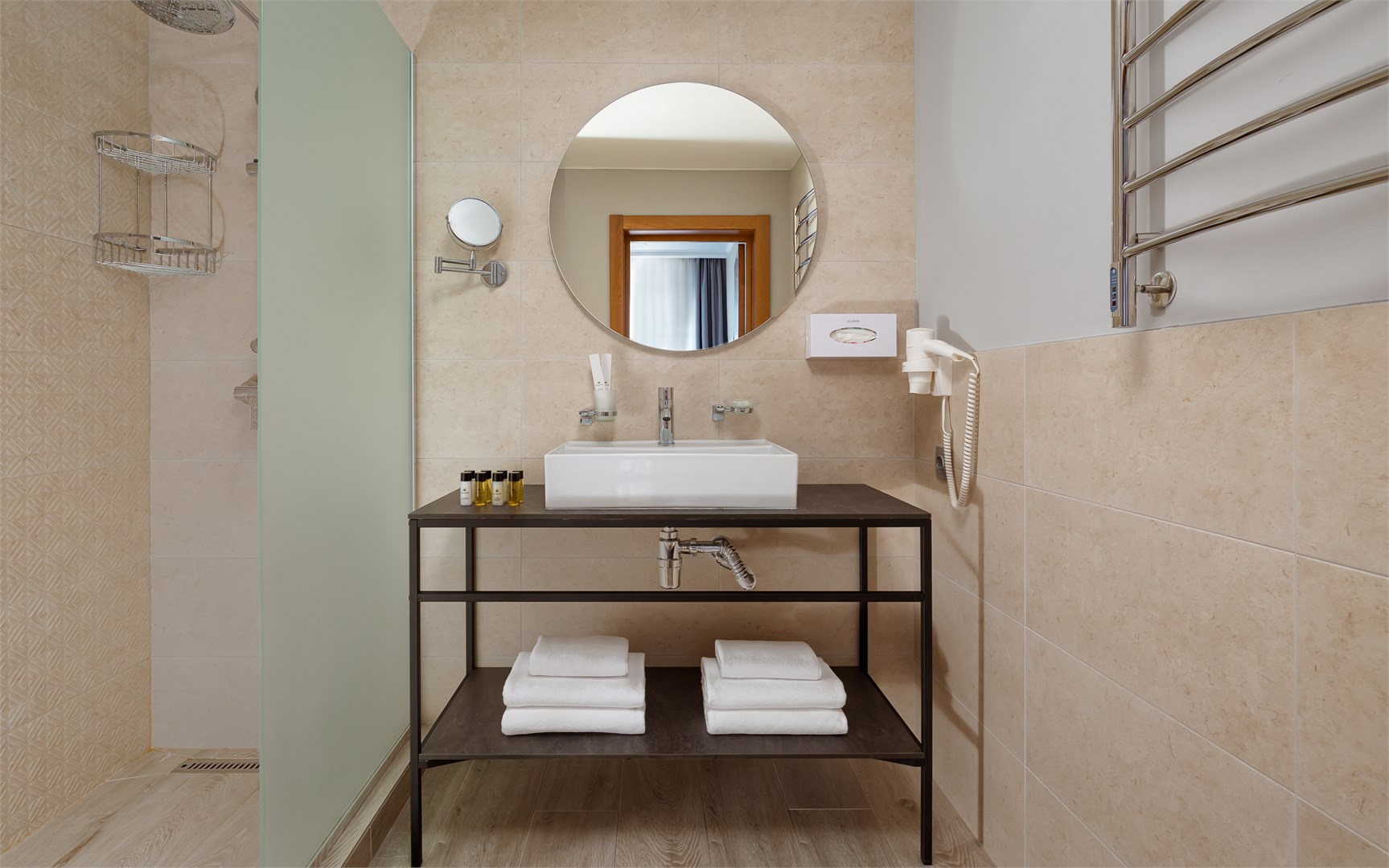 Посмотреть в галерее Junior Suite 2-местный Горизонт