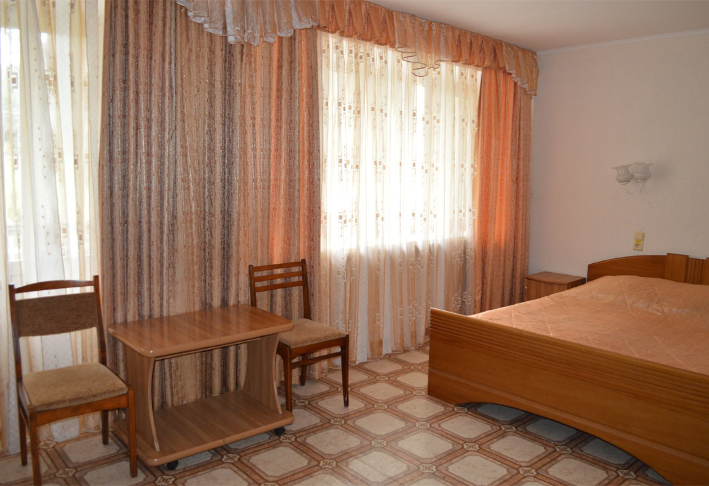 2-мест. 2-комн. Л1 (с доп.местом)