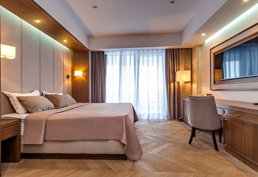 2-мест.(разм. в 4-мест.) сьют, главн. корпус