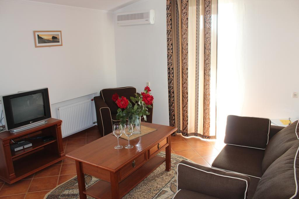 Посмотреть в галерее Апартаменты Family Delux
