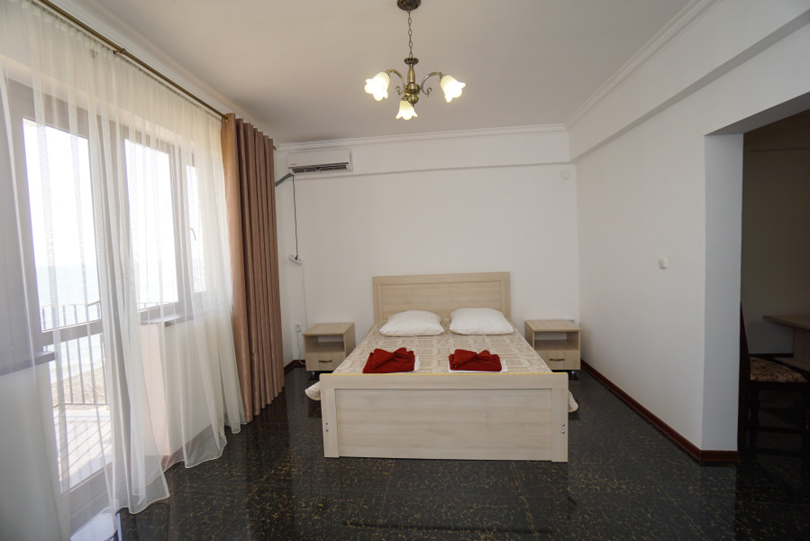 Люкс 2-местный 2-комнатный (Корпус Новый)