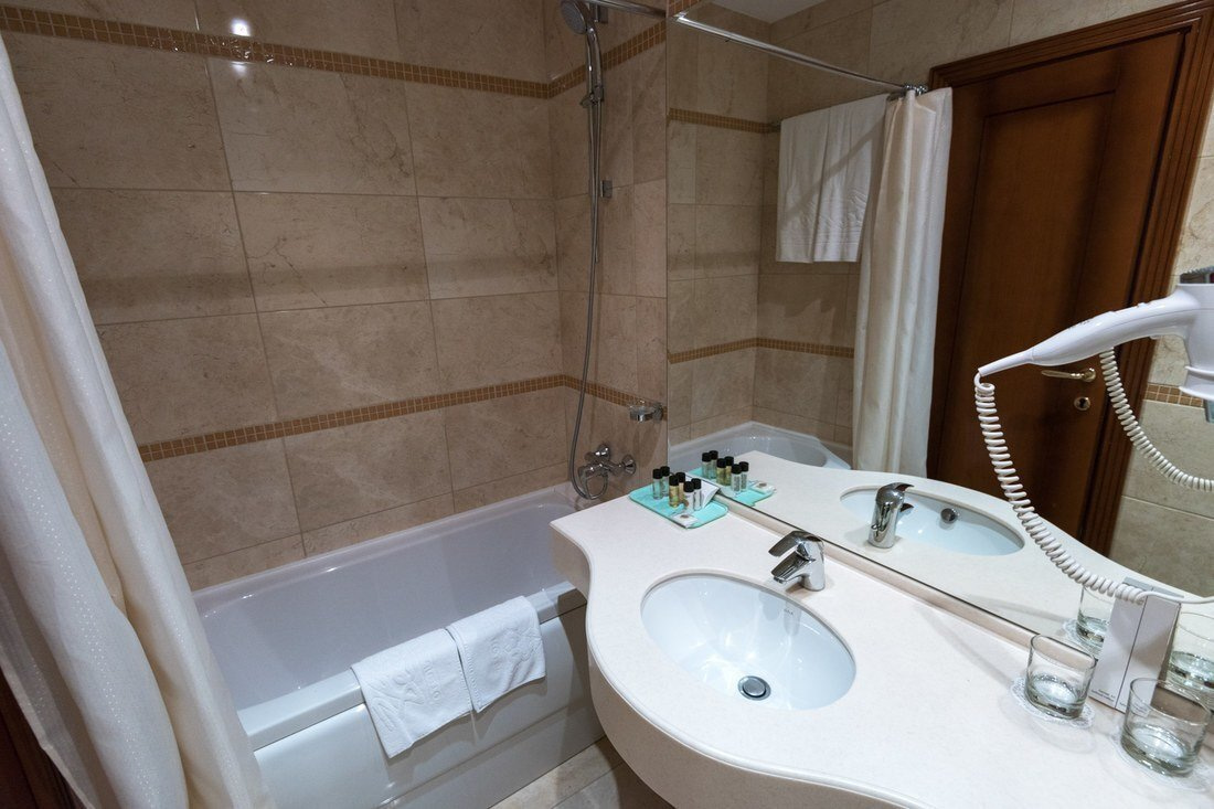 Стандартный, Основной корпус