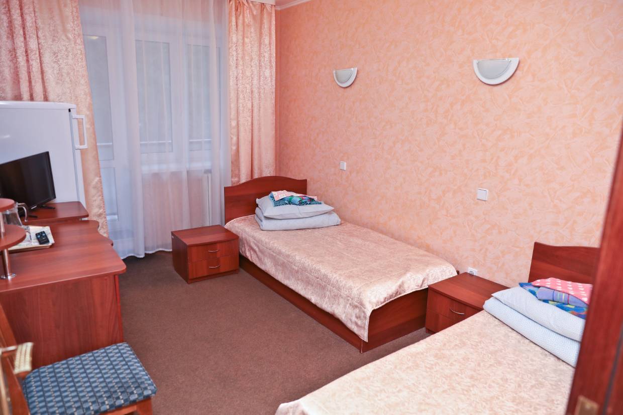 Посмотреть в галерее Стандарт 2-местный корпус 1 (301-304, 306-315, 401-404, 407-415, 501-504, 506-515)