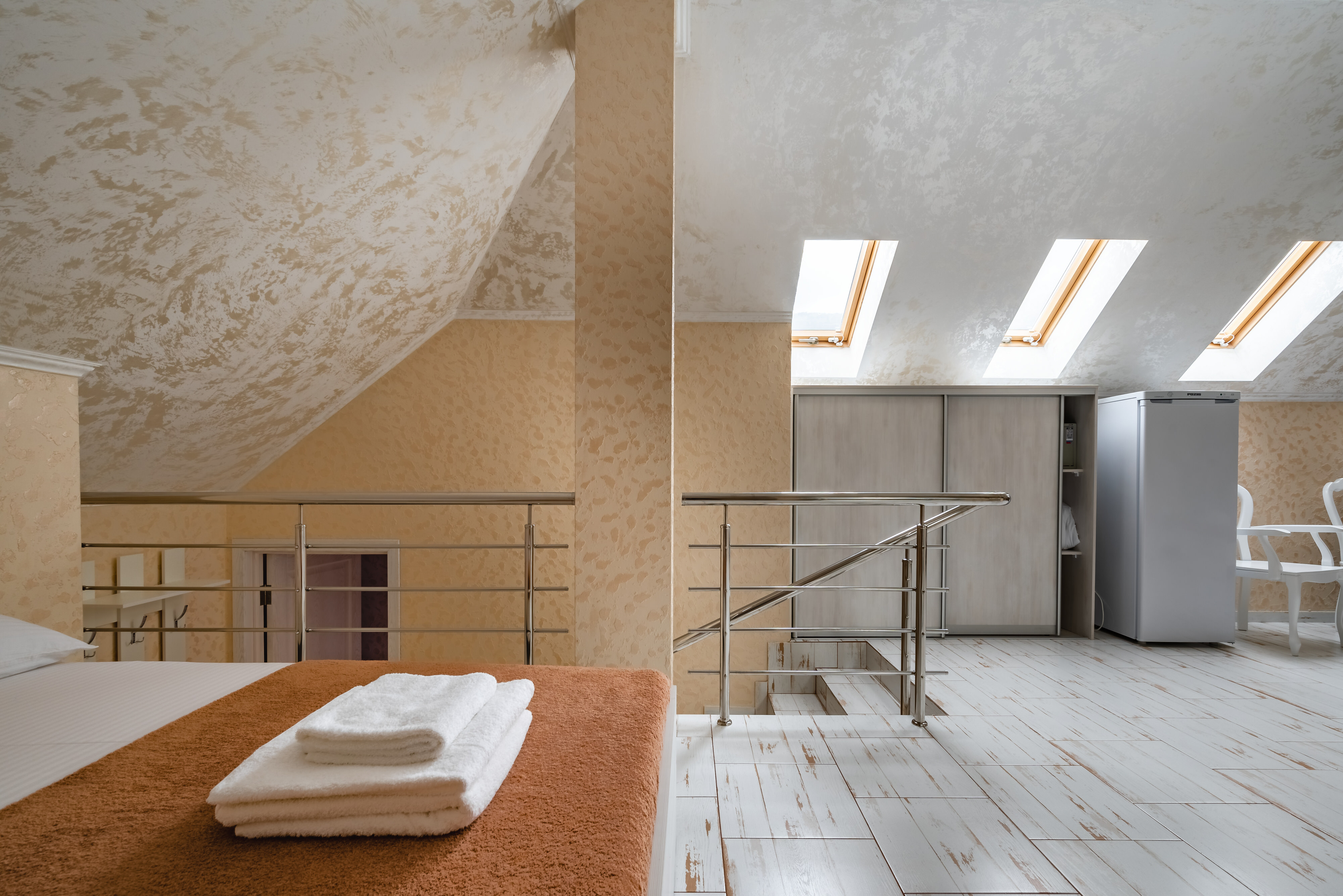 Семейный Семейный на мансарде 6- местный