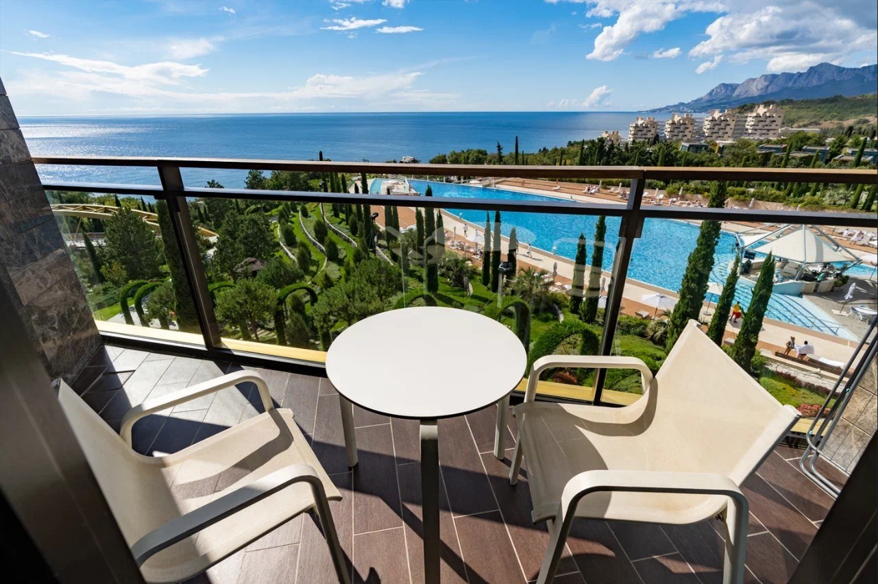 Посмотреть в галерее Делюкс Прайм Connect Sea View 4-местный