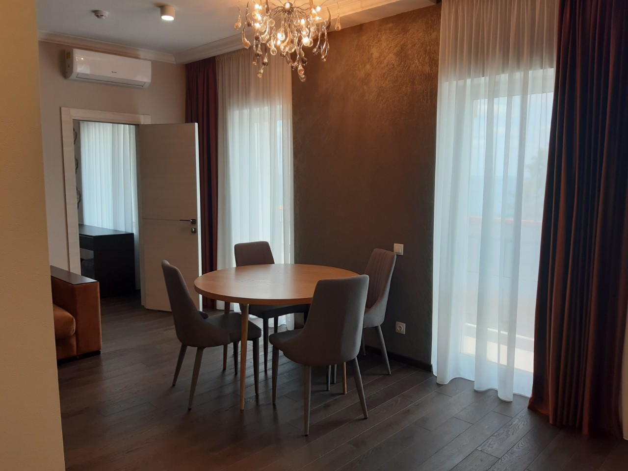 Посмотреть в галерее Апартаменты 2-местные 2-комнатный корпус 1