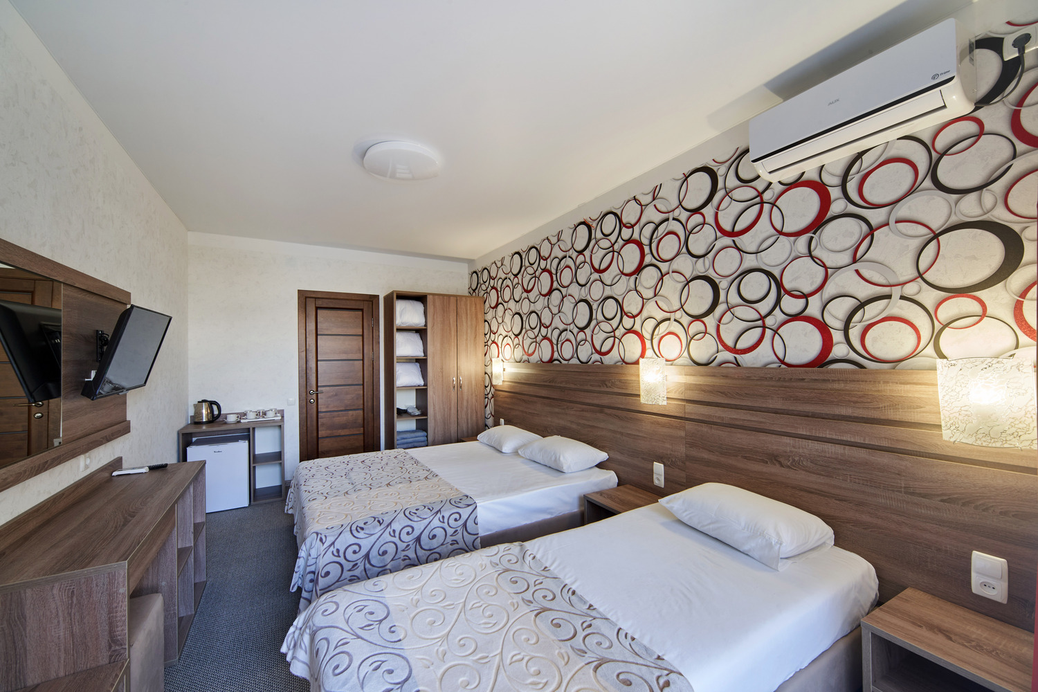 Стандартный 3-местный с балконом или террасой