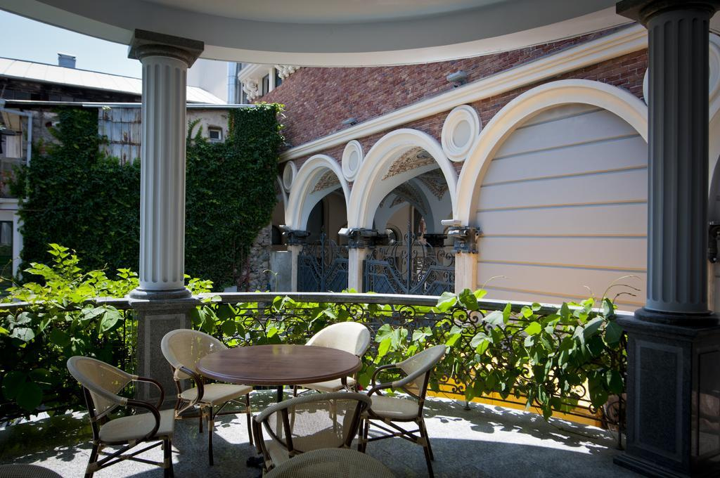 Отель «O. Galogre» Батуми, Грузия