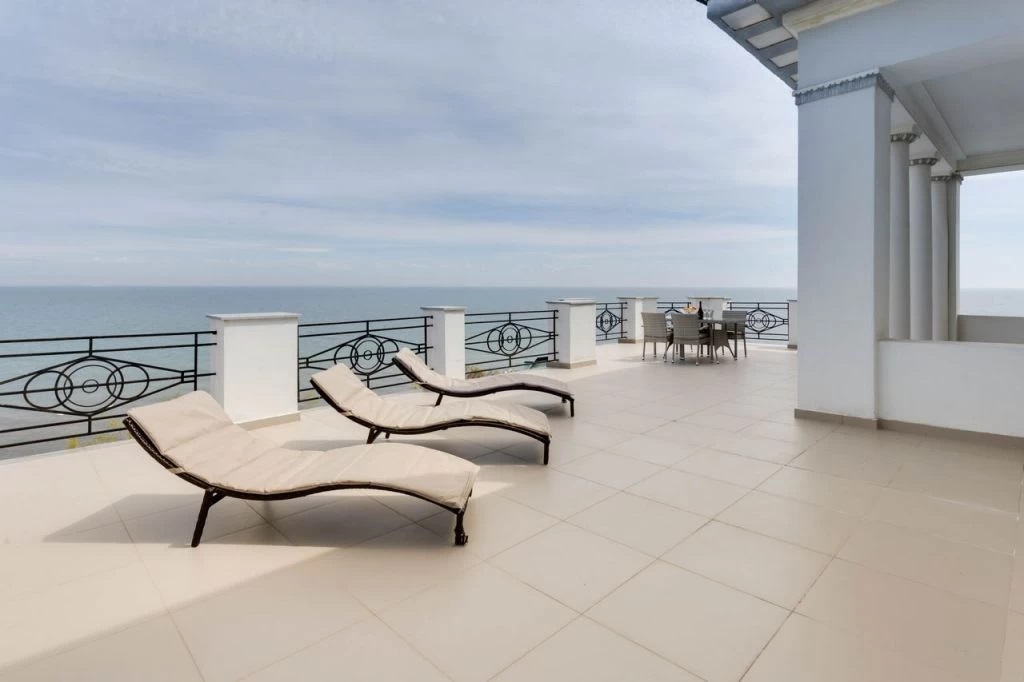 Люкс 2-местный 2-комнатный с террасой