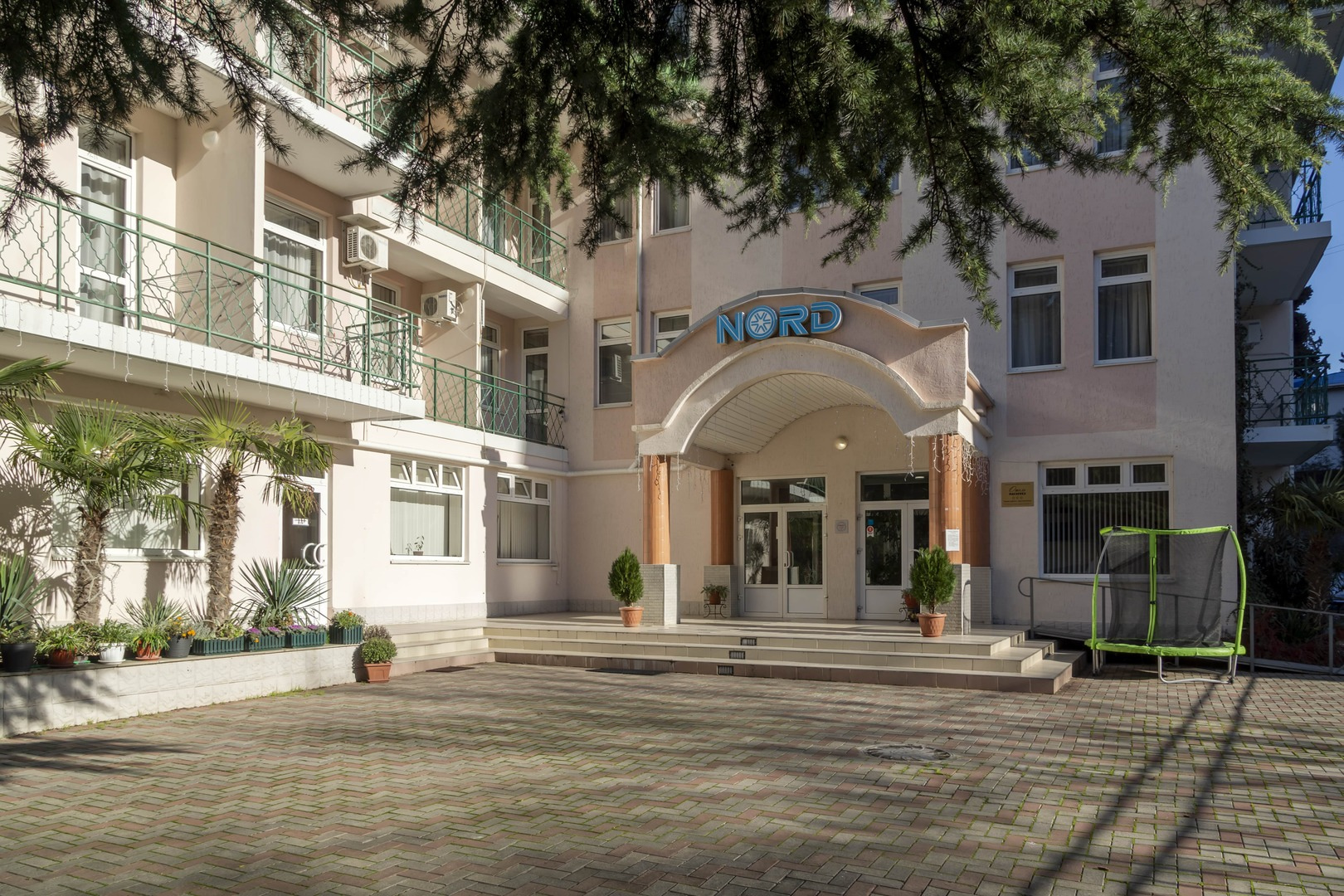 Отель «Норд» Крым (Алушта)