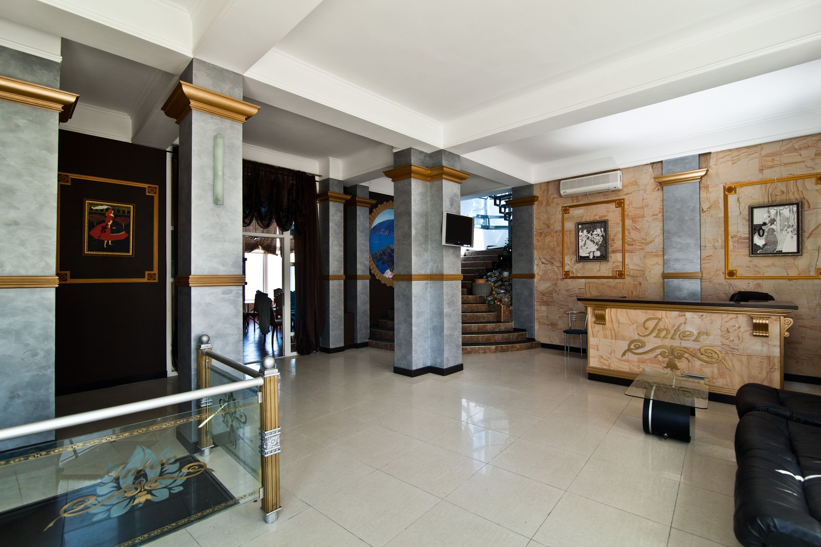 Отель «Интер» Крым (Утес)