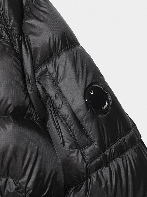 Пуховик D.D. SHELL HOODED (размер M, цвет 999)