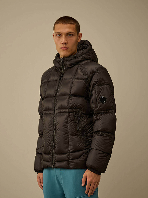 Пуховик D.D. SHELL HOODED (размер M, цвет 999)