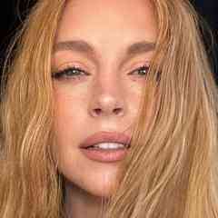 LINDSAY LOHAN