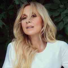 Lara Fabian. Connecting people © Лара Фабиан