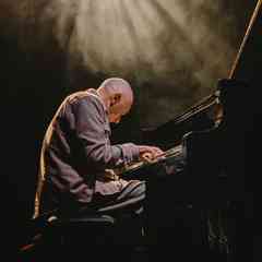 YANN TIERSEN (Янн Тирсен)