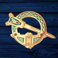 Irish Pub Tara Brooch