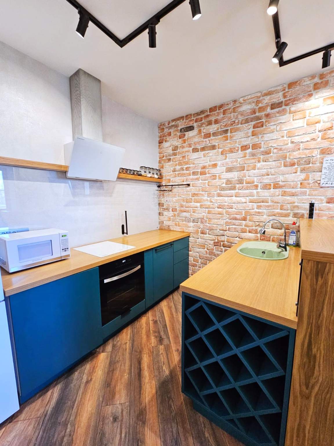 Объект по адресу Москва г, Тайнинская ул, д. 9