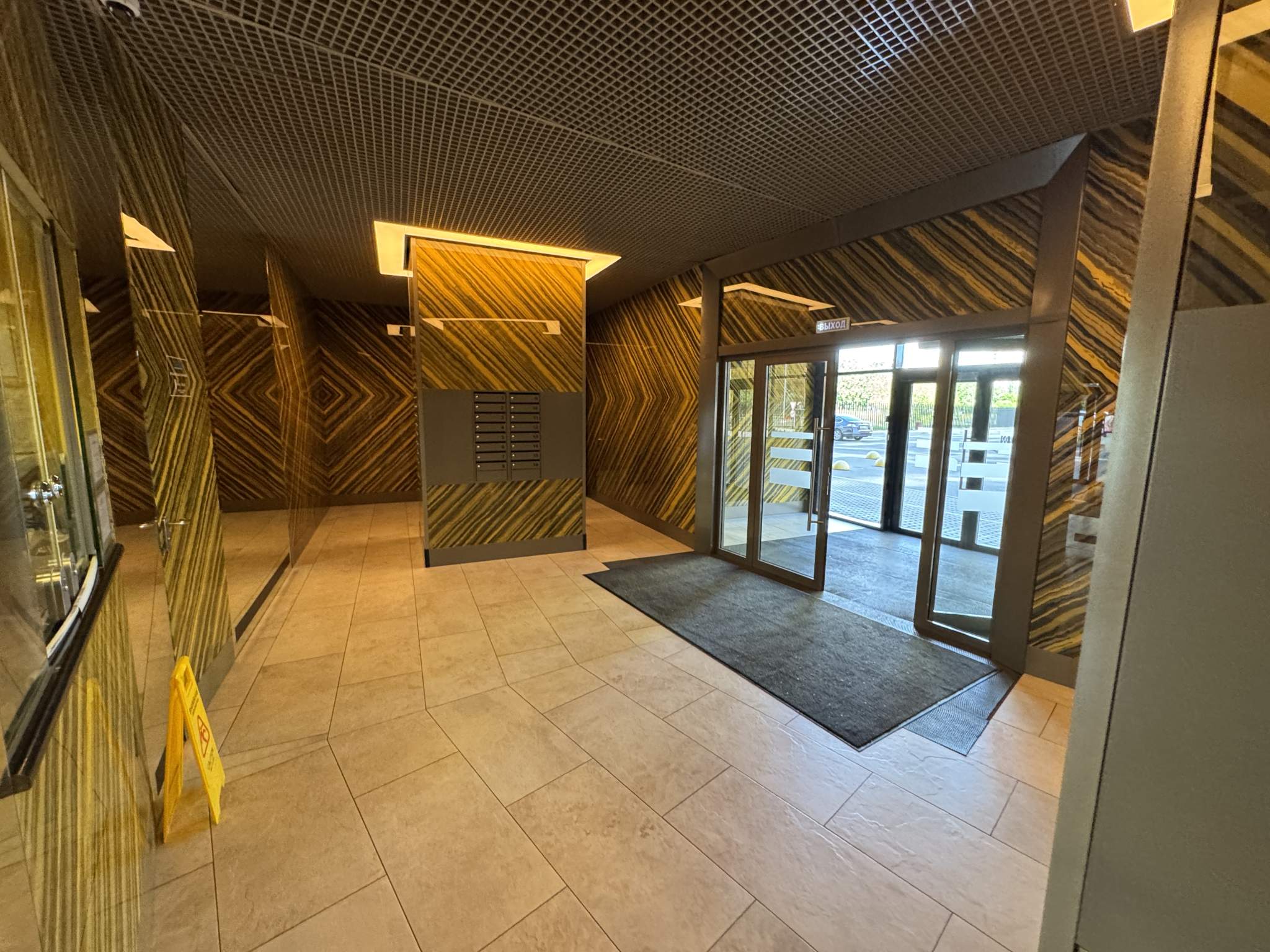 Фото квартиры по адресу Санкт-Петербург, Жукова улица, д.3 