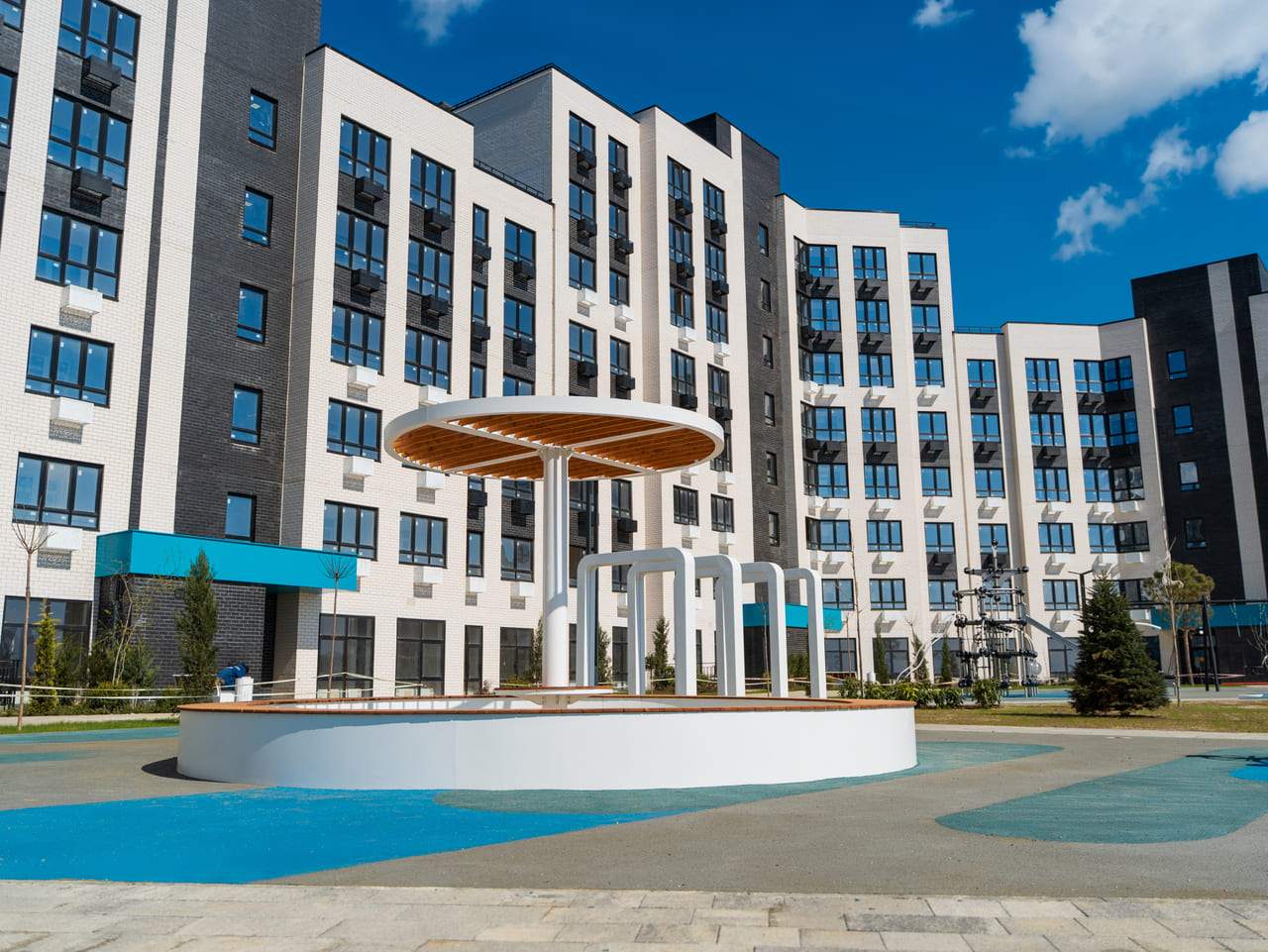 Объект по адресу Крым Респ, Приморский пгт, Советская ул, д. 3