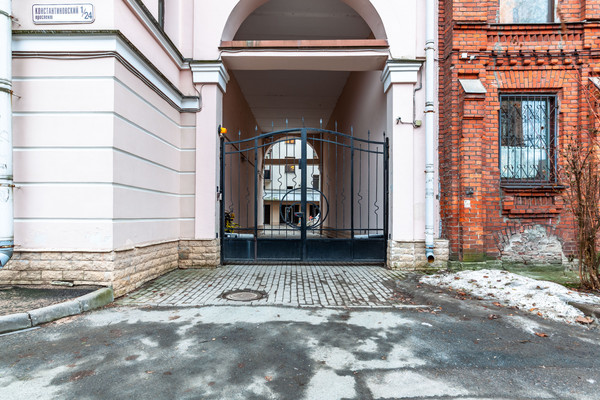 Фото квартиры по адресу Санкт-Петербург, Константиновский пр-кт, 1/24 