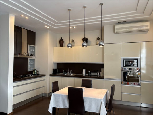 Фото квартиры по адресу Санкт-Петербург, 7-я В.О. линия, 38А 