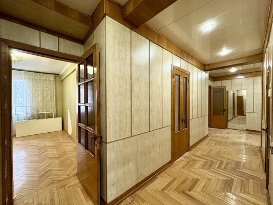 Фото квартиры по адресу Москва, Комсомольская ул, 114 